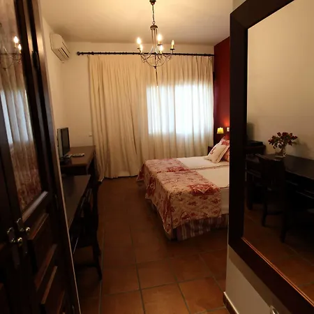 La Senda De Enebros * Higuera de las Dueñas