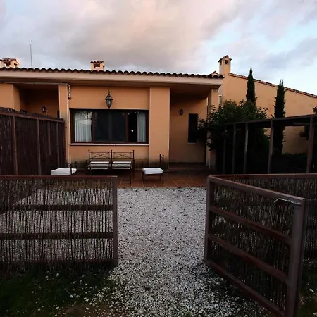 La Senda De Enebros Country house *
