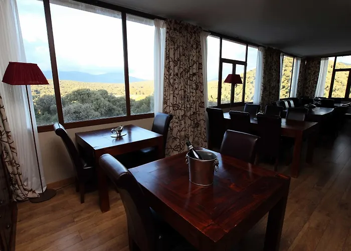 La Senda De Los Enebros 컨트리하우스