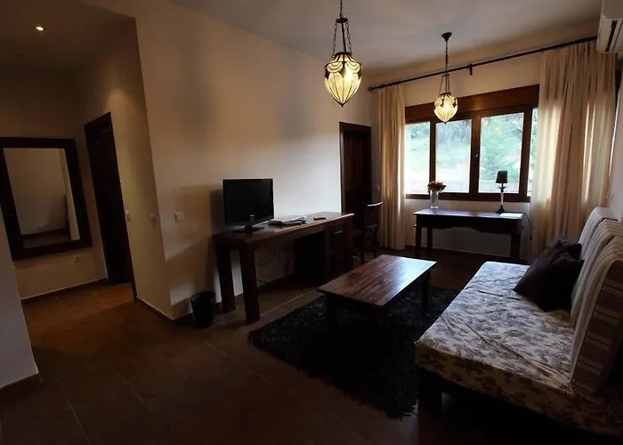 La Senda De Los Enebros * Higuera de las Dueñas