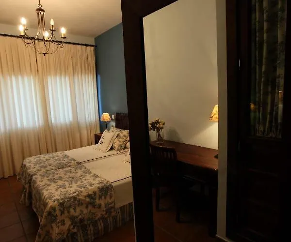 Летний дом La Senda De Enebros *